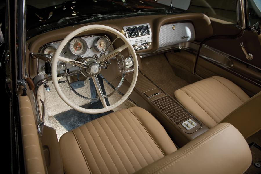  Ford Thunderbird Convertible 1960 года  (фото 4 из 30)